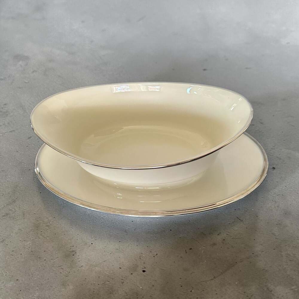 Lenox Solitaire Gravy Boat with Attached Underplate
